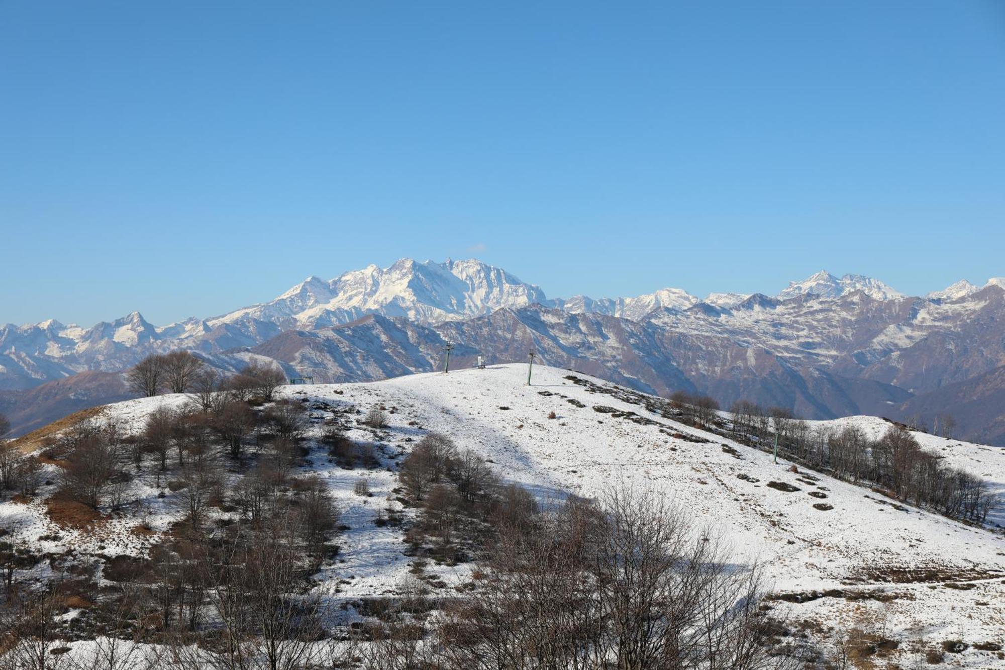 Albergo Casa Della Neve สเตรซา ภายนอก รูปภาพ